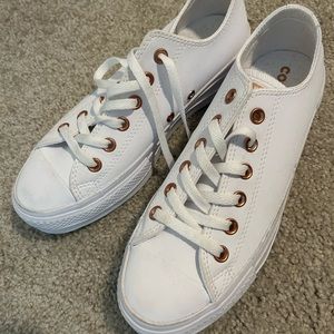 NWOT White rose gold converse platform sneakers